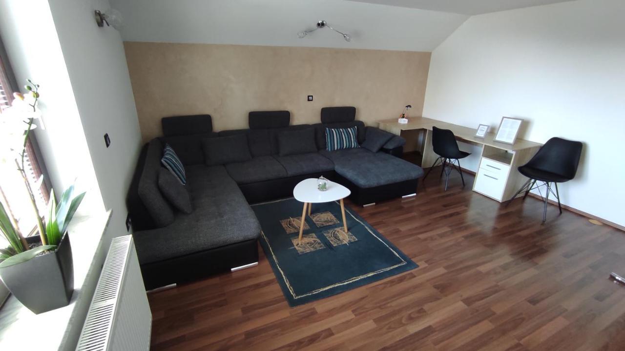 Apartment Landscape - New Modern Apartment Near Bled Згорнье-Горье Экстерьер фото